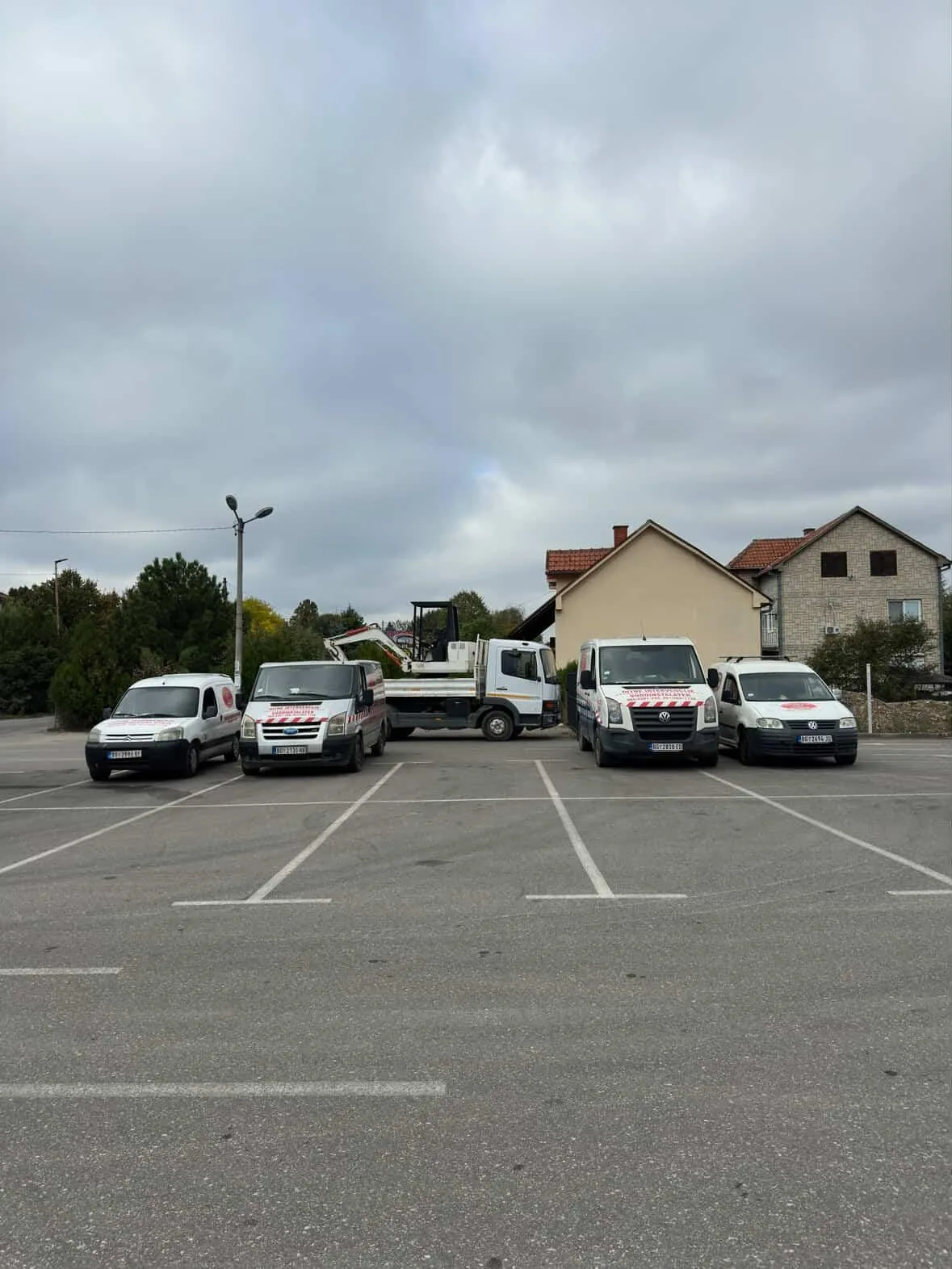 VODOINSTALATER BEОGRAD - Profesionalno vozilo sa opremom